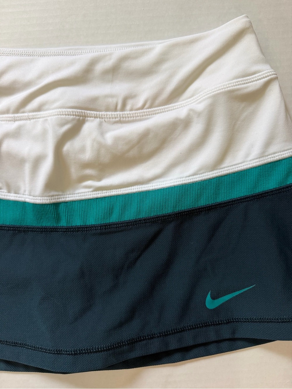 Nike Dri-Fit Skort Small Womens Blue Multicolor Swoosh Colorblock Tennis Golf - Picture 2 of 5